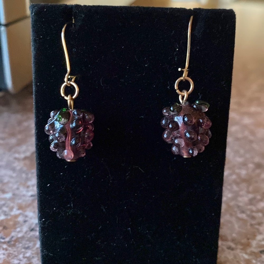 J. Crew look a like gold‎ and purple glass grape bunch dangle hook earrings
